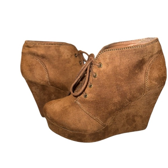 5 for $40 SALE! 
Shi by Journeya Faux Suede, Wedge, Lace Up, Ankle Booties 8.5 - Picture 6 of 14